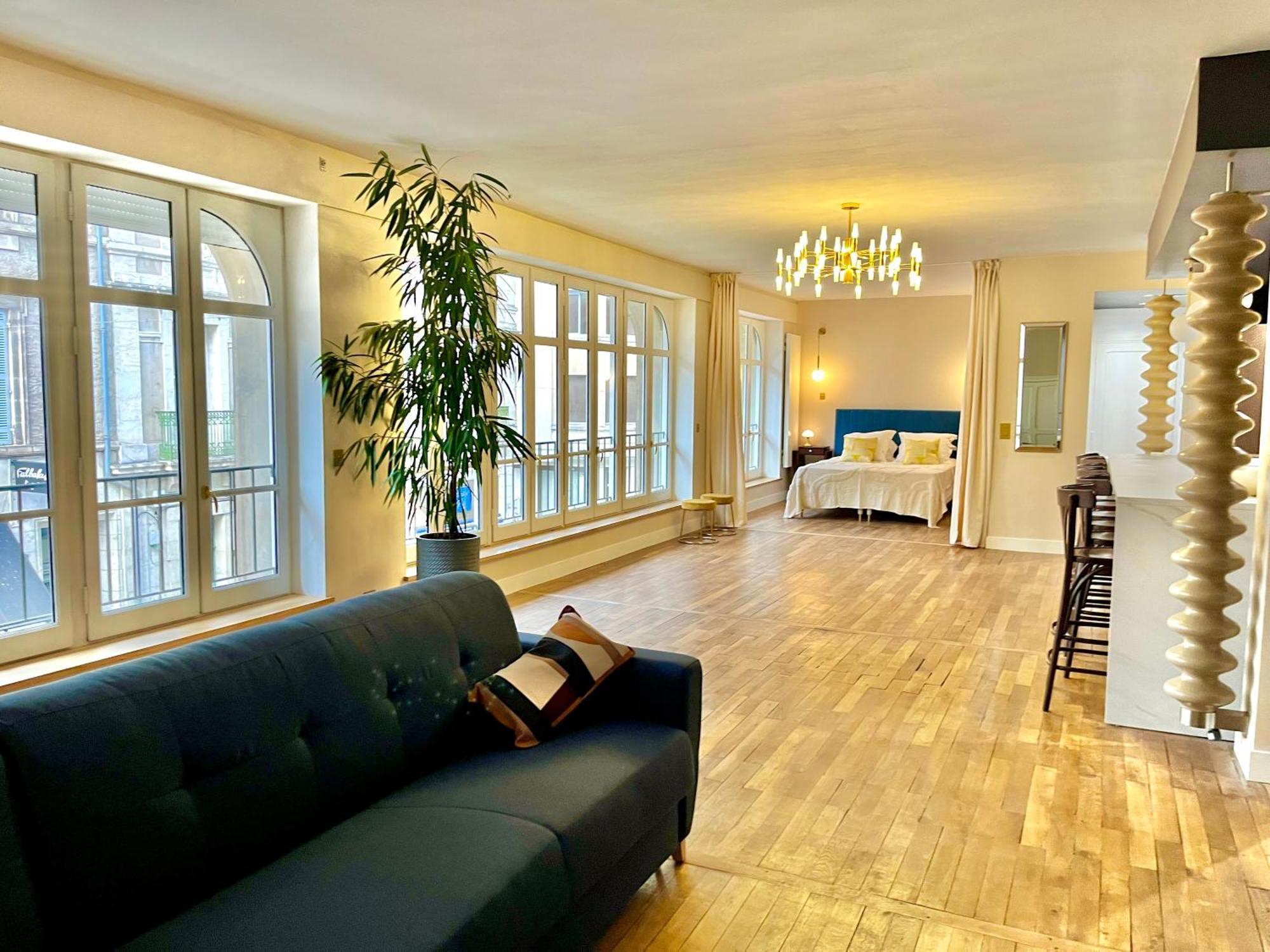 Loft Me - Entre Art Deco Et Loft A L'Americaine Périgueux Esterno foto